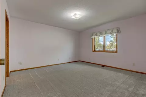 403 S Bruce St, Marshall, MN 56258 photo 16