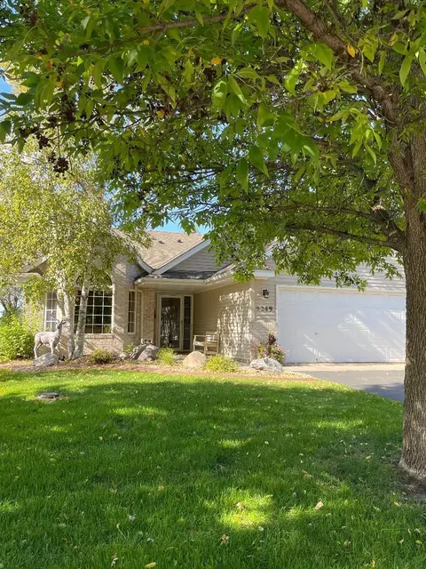 9249 Dunbar Knl N, Brooklyn Park, MN 55443
