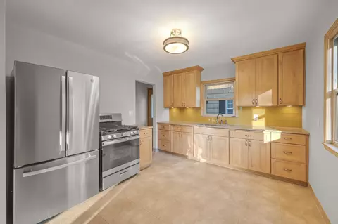 100 E 69th St, Richfield, MN 55423 photo 9