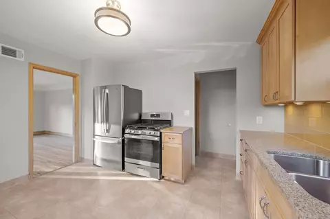 100 E 69th St, Richfield, MN 55423 photo 8