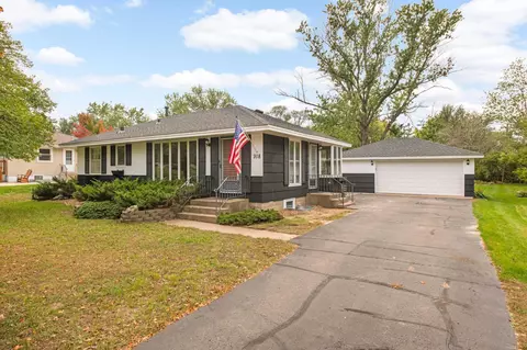 918 110th Ave NW, Coon Rapids, MN 55448