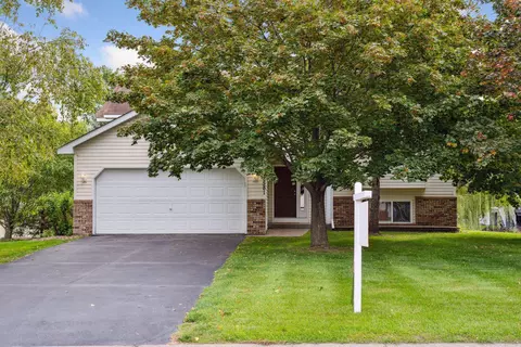 18581 Queen St NW, Elk River, MN 55330