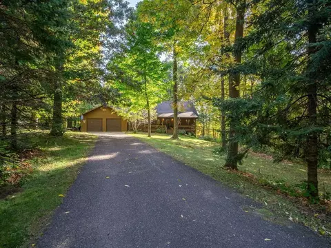 e5240 732nd Avenue, Menomonie, WI 54751