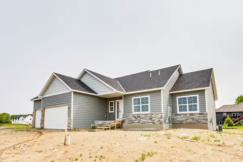 17425 Tyler St NE, Ham Lake, MN 55304