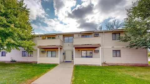2106 Valleyhigh Dr NW #A106, Rochester, MN 55901