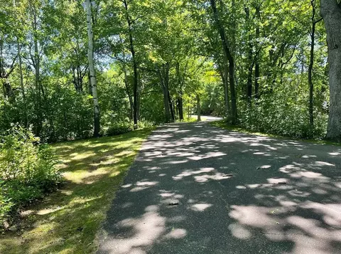 5152 Schaefer Rd, Edina, MN 55436 photo 9