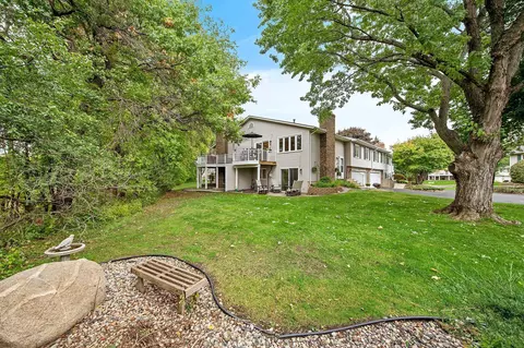 8430 W 100th St, Bloomington, MN 55438 photo 26