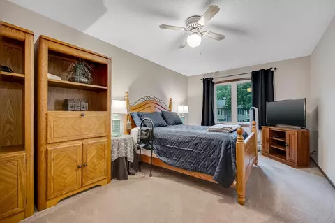 8430 W 100th St, Bloomington, MN 55438 photo 13