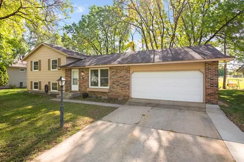 2916 108th Ln NW, Coon Rapids, MN 55433