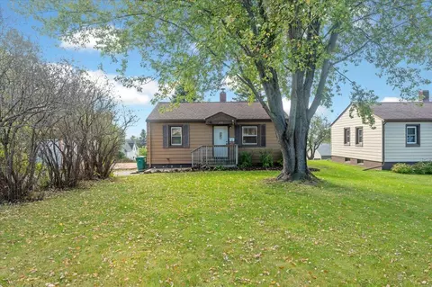 6318 Lexington St, Duluth, MN 55807