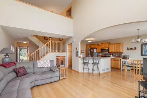 20580 Hampshire Way, Lakeville, MN 55044