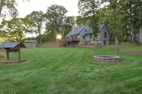 20944 Fern Dr, Lakeville, MN 55044