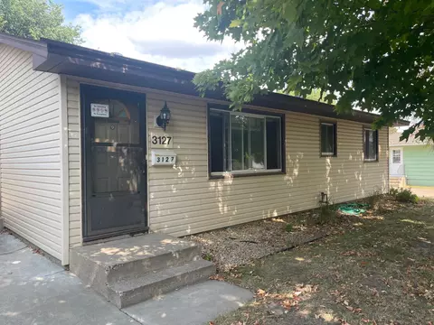 3127 71st St E, Inver Grove Heights, MN 55076