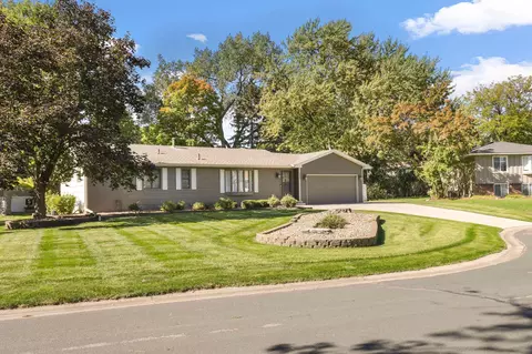 4007 Pumice Ln, Eagan, MN 55122