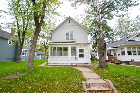 221 15th Ave S, Saint Cloud, MN 56301