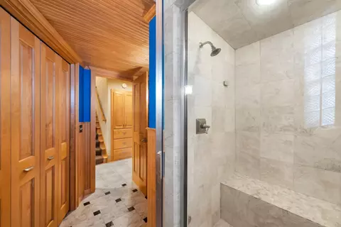 10037 Upton Rd, Bloomington, MN 55431 photo 22