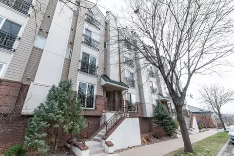 914 Lincoln Ave, Minneapolis, MN 55403