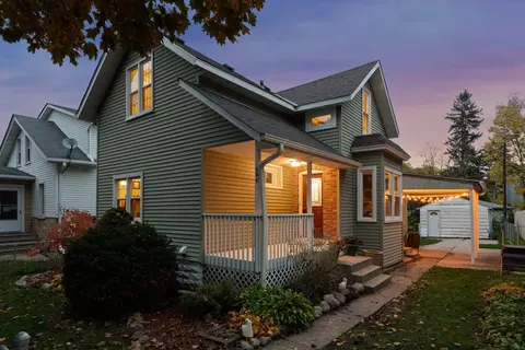 398 Clifton St, Saint Paul, MN 55102