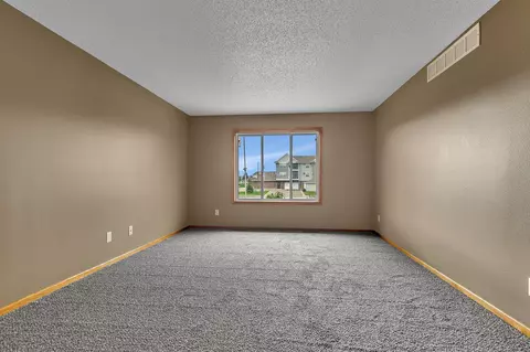 6222 Cory Cir, Saint Cloud, MN 56303 photo 13