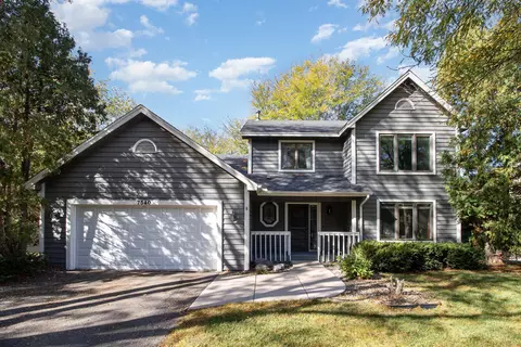 7540 Eileen St, Eden Prairie, MN 55346