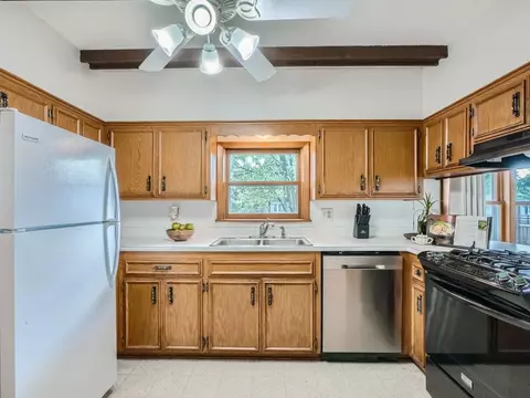 10752 Zenith Ave S, Bloomington, MN 55431 photo 9