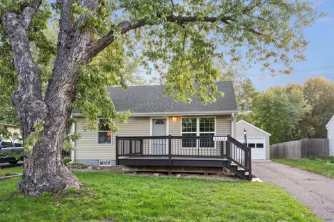 30715 Elm St, Lindstrom, MN 55045