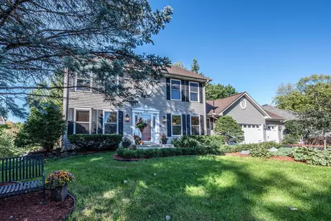 3947 Clippers Rd, Eagan, MN 55122 photo 2