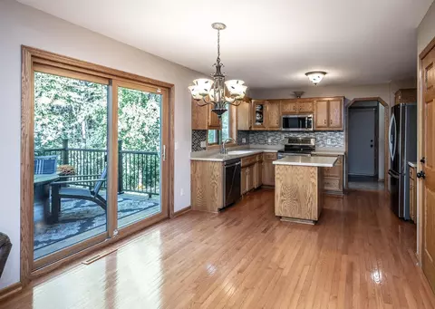 3947 Clippers Rd, Eagan, MN 55122 photo 15