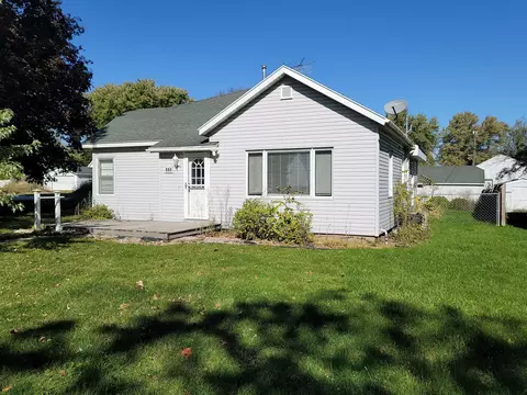 110 Olive St, West Concord, MN 55985