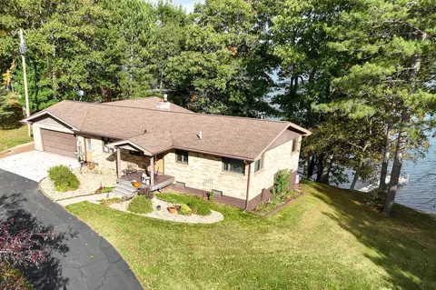 2102 W Chub Lake Rd, Carlton, MN 55718