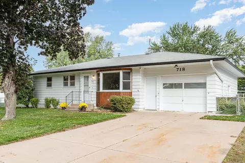 718 14th St W, Hastings, MN 55033