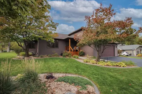 9361 Chesshire Ln N, Maple Grove, MN 55369