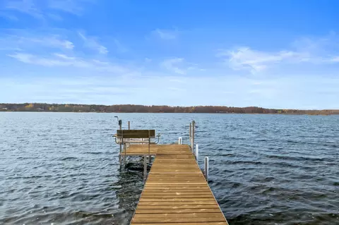 2913 Pomroy Beach Dr, Brook Park, MN 55007