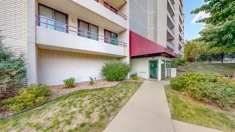 625 19th St NW #601, Rochester, MN 55901