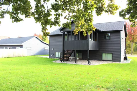 30 8th St NE, Plainview, MN 55964 photo 6