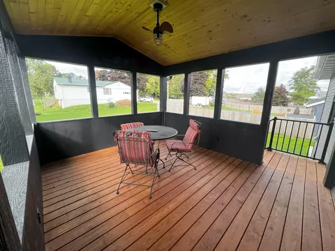 30 8th St NE, Plainview, MN 55964 photo 7