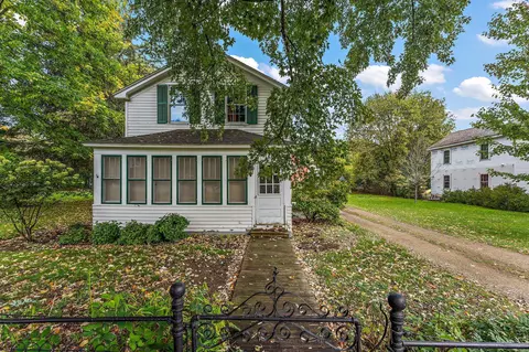 360 Plateau St, Taylors Falls, MN 55084