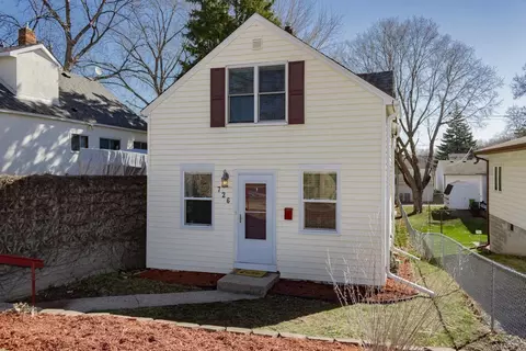 726 Livingston Ave, Saint Paul, MN 55107