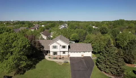 7550 Walnut Curv, Chanhassen, MN 55317