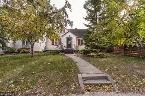 611 W Vasa Ave, Fergus Falls, MN 56537