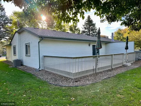 11216 Xavier Ct, Bloomington, MN 55437 photo 2