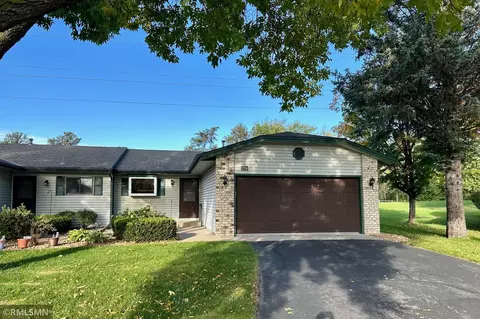 11216 Xavier Ct, Bloomington, MN 55437