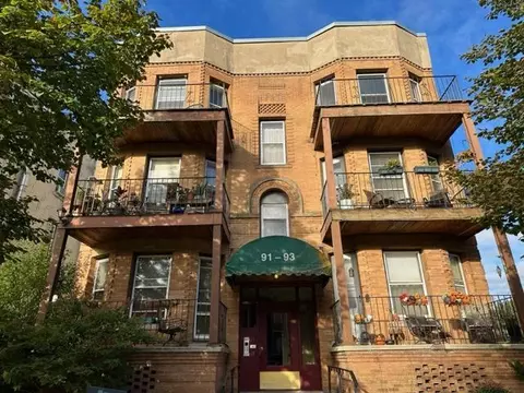 93 Kent St #3, Saint Paul, MN 55102