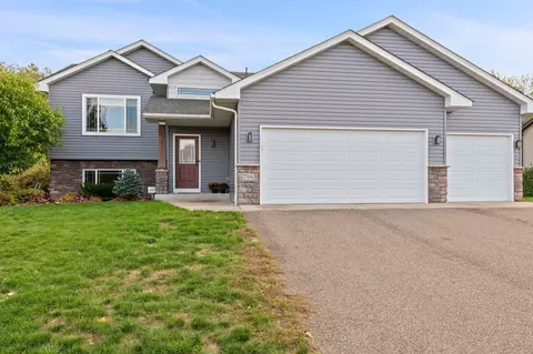 7965 384th Trl, North Branch, MN 55056