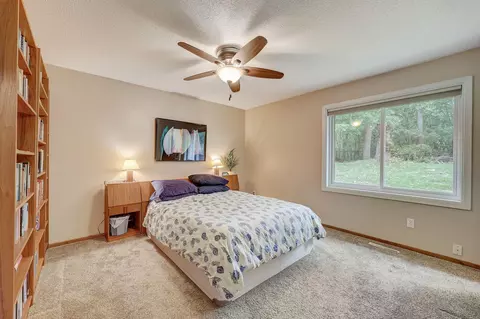 4631 Lenore Ln, Eagan, MN 55122 photo 12