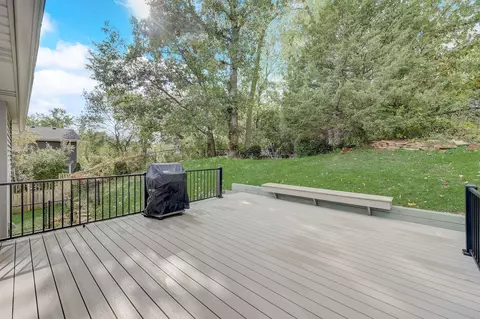 4631 Lenore Ln, Eagan, MN 55122 photo 25