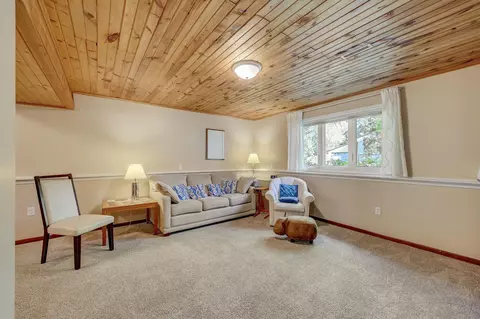 4631 Lenore Ln, Eagan, MN 55122 photo 17