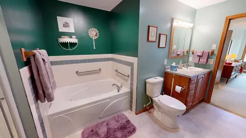 Bath - 3701 15th Ave SE, Willmar, MN 56201 photo 3 of 3