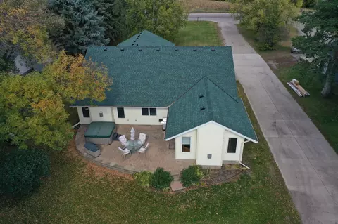 Exterior - 3701 15th Ave SE, Willmar, MN 56201 photo 4 of 16