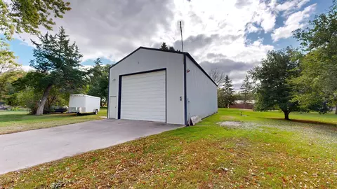 Exterior - 3701 15th Ave SE, Willmar, MN 56201 photo 10 of 16